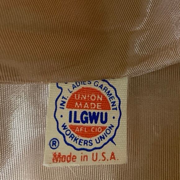 JCPenney Women's Beige Long Sleeve Tie Waist Button Up Trench Coat Jacket Size M - Picture 5 of 5